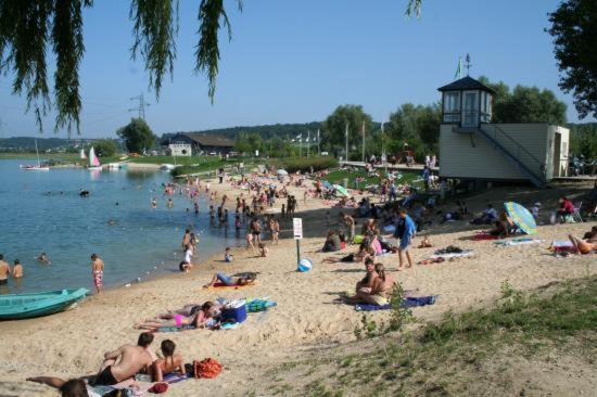Le Clos Des Feugrais Saint-Aubin-lès-Elbeuf Eksteriør bilde